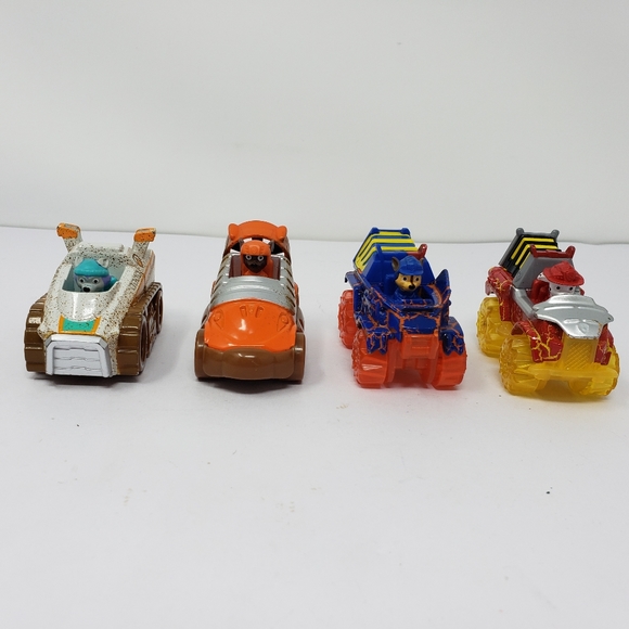 Paw Patrol Diecast Toy Car Lot of 4 - Picture 15 of 15